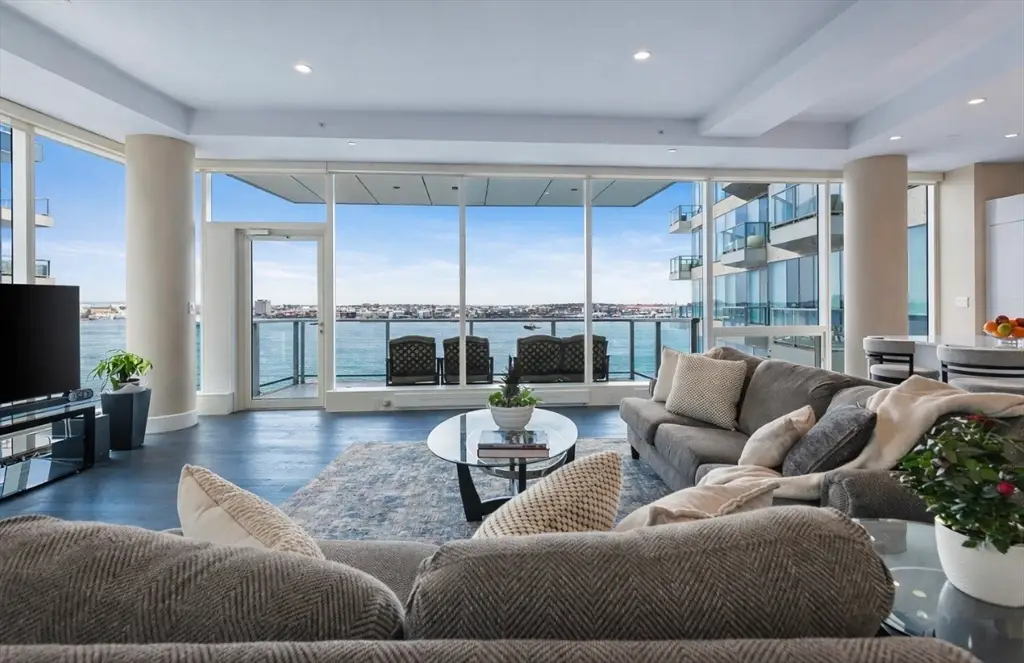 50 Liberty Dr #10K, Boston, MA 02210 - #1