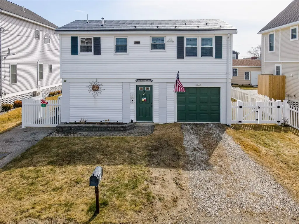 23 11th St W, Salisbury, MA 01952 - #1