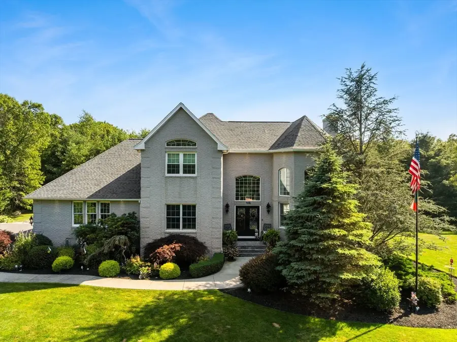 1276 Old Fall River Rd, Dartmouth, MA 02747 - #2