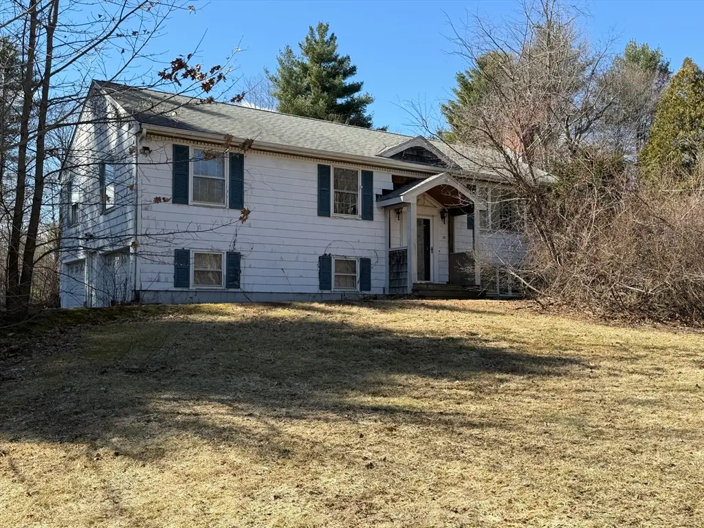125 Brookfield Rd, Sturbridge, MA 01518 - #1