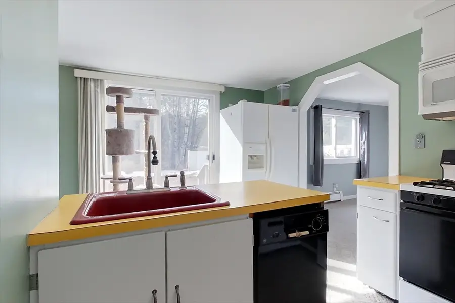 538 Main St, Townsend, MA 01474 - #3