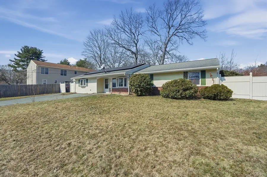 25 Courtfield Drive, Brockton, MA 02302 - #2