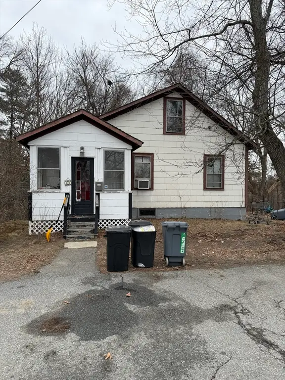 17 B St, Chelmsford, MA 01824 - #1