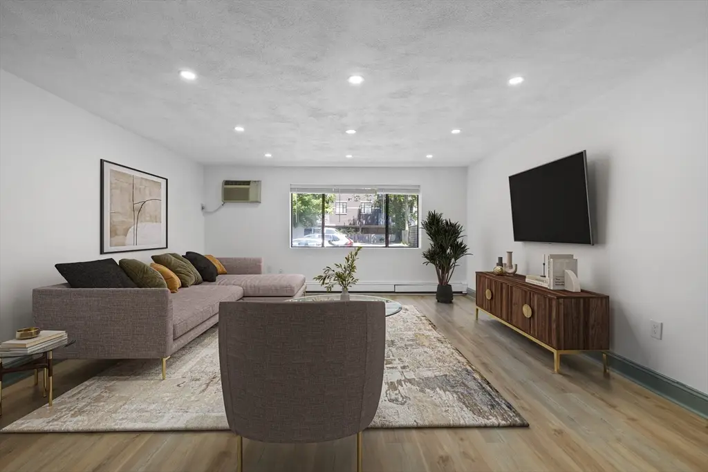 84 Grant St #7, Somerville, MA 02145 - #1
