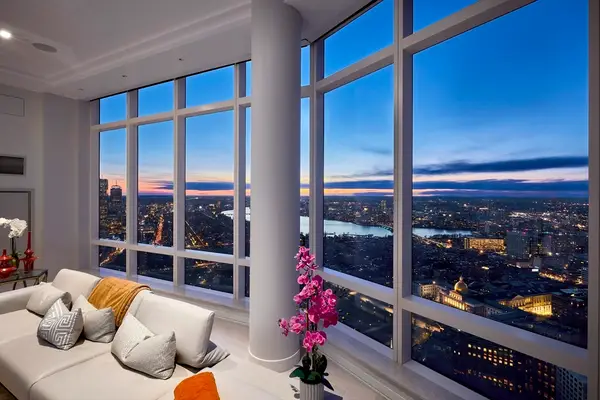 1 Franklin St #PH1B, Boston, MA 02110