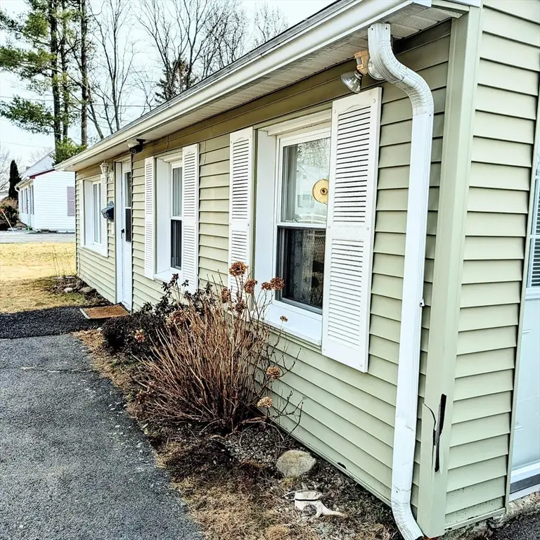 5 Clarendon Rd, Auburn, MA 01501 - #3