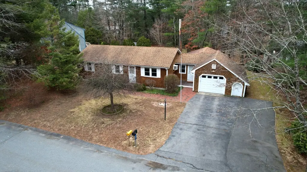 33 Warren Ave, Middleboro, MA 02346 - #1