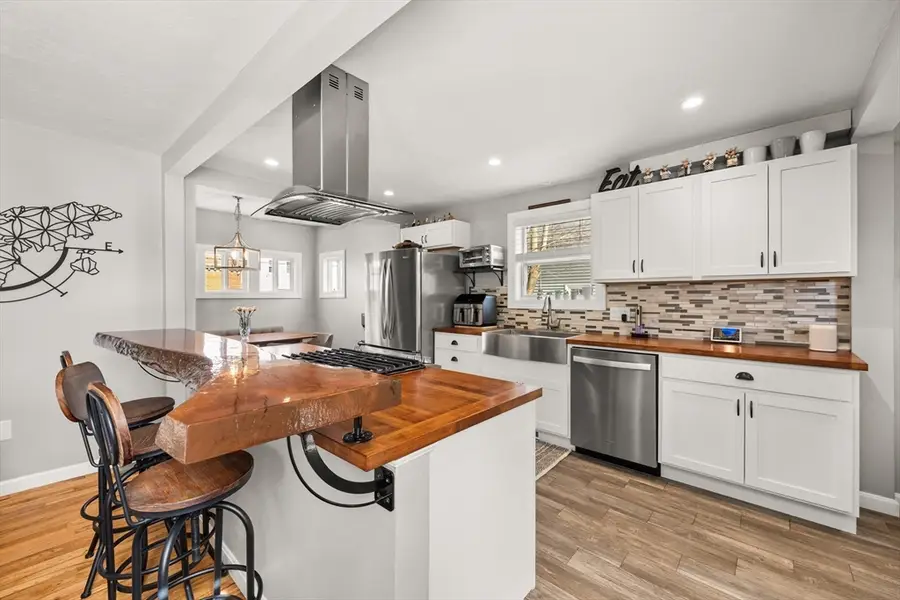 82 Canton St, Stoughton, MA 02072 - #2