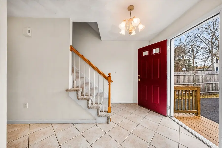 12 Horton Ln, Billerica, MA 01821 - #2