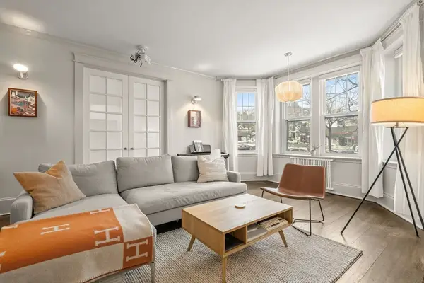 1407 Beacon St #4, Brookline, MA 02446