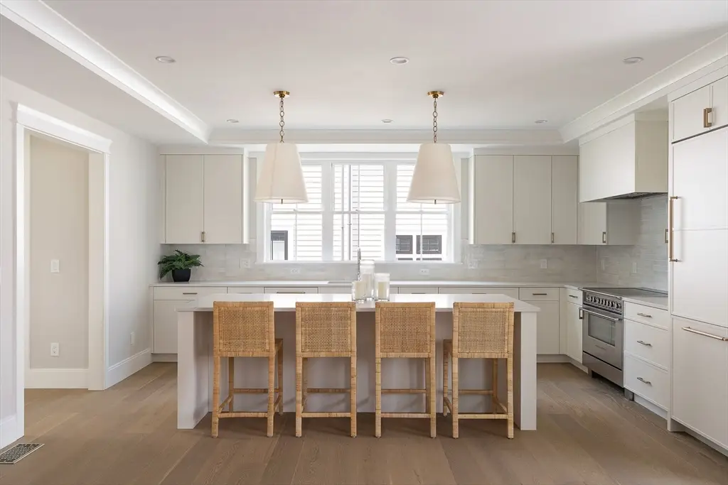 237 California St #237, Newton, MA 02456 - #1