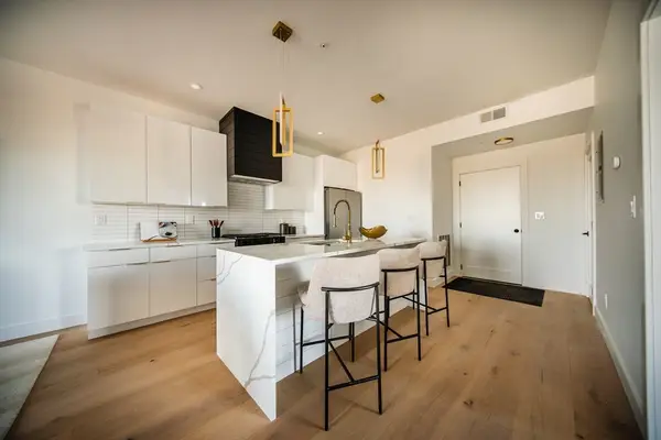 66 Mcgrath Highway #404, Quincy, MA 02169