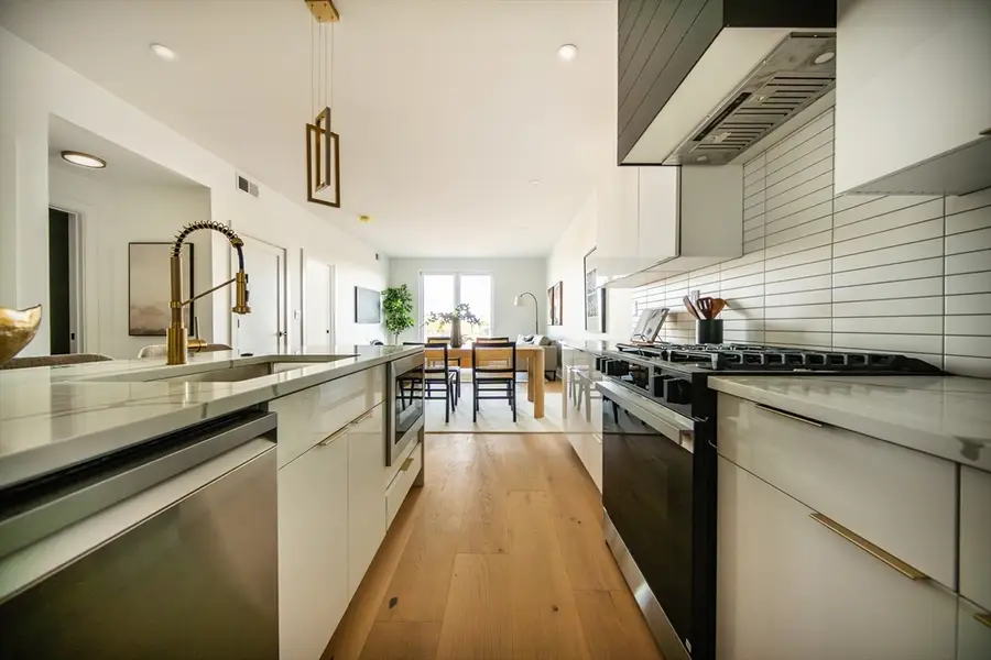 66 Mcgrath Highway #404, Quincy, MA 02169 - #3