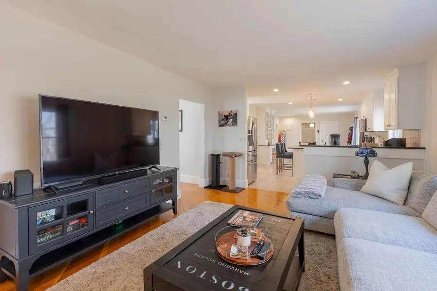 126 Lafayette St, Marblehead, MA 01945 - #3