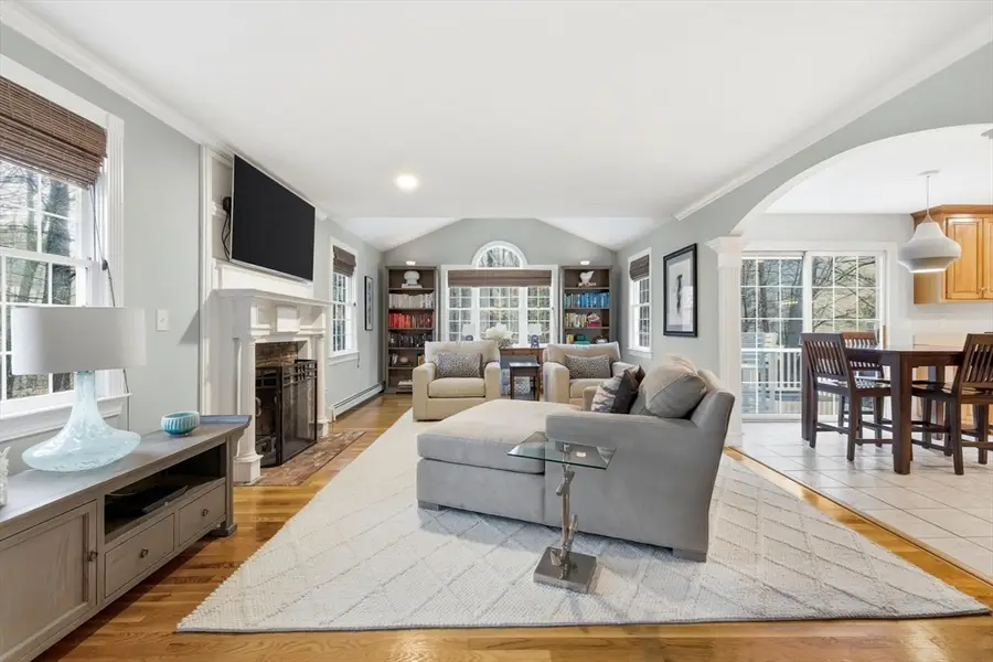 8 Gable Way, Medway, MA 02053 - #3