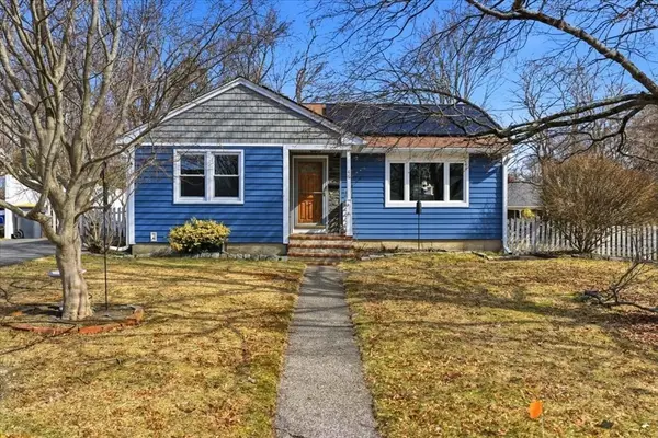 46 Dias Terrace, Somerset, MA 02726