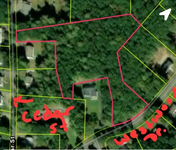 146a Cedar St, Sturbridge, MA 01566