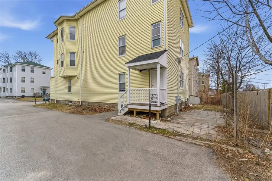 121 Winfield St., Worcester, MA 01602 - #3
