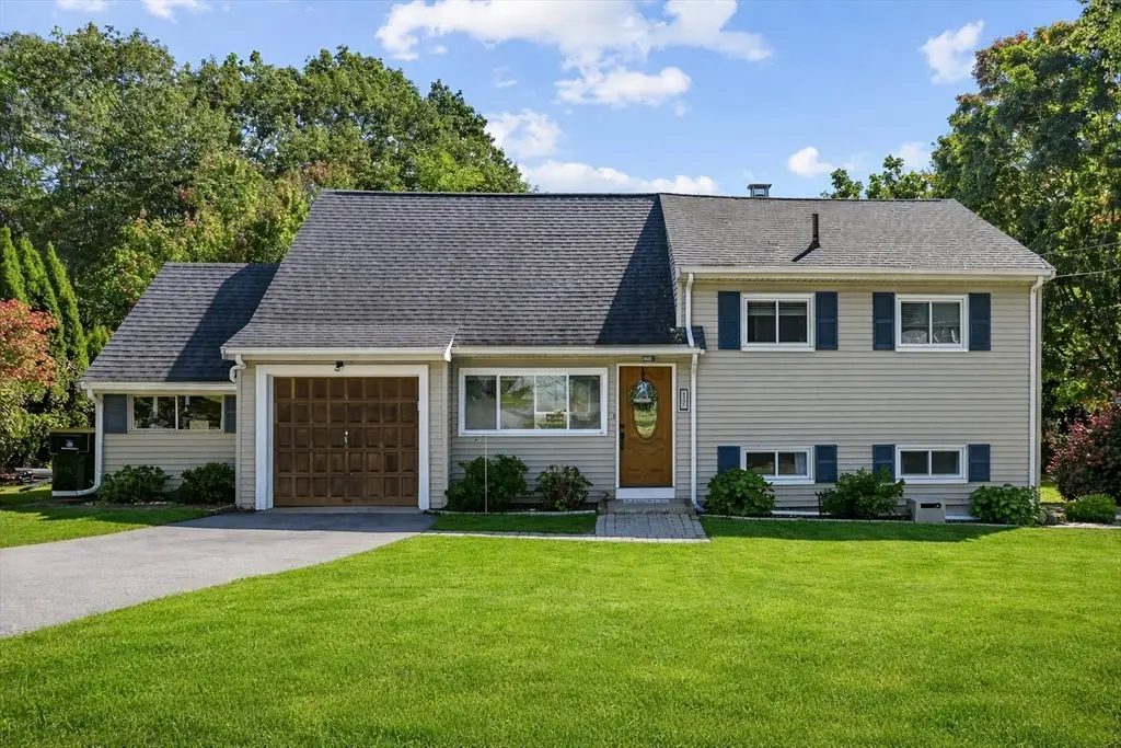 17 Oakvale Road, Framingham, MA 01701 - #1