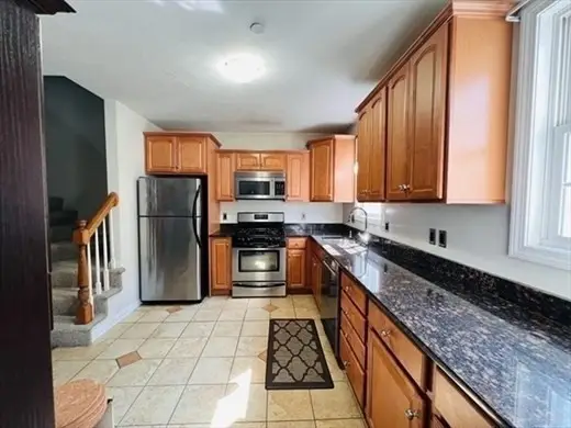 875 Old Plainville Rd #E, New Bedford, MA 02745 - #3