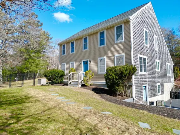 2 Pisces Lane, Plymouth, MA 02360