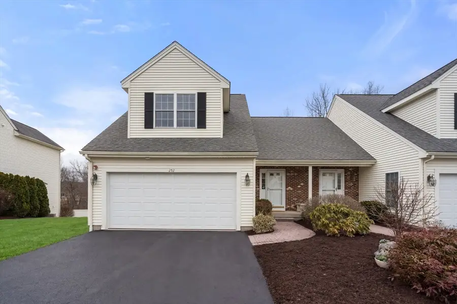 252 Magill Dr #252, Grafton, MA 01519 - #2