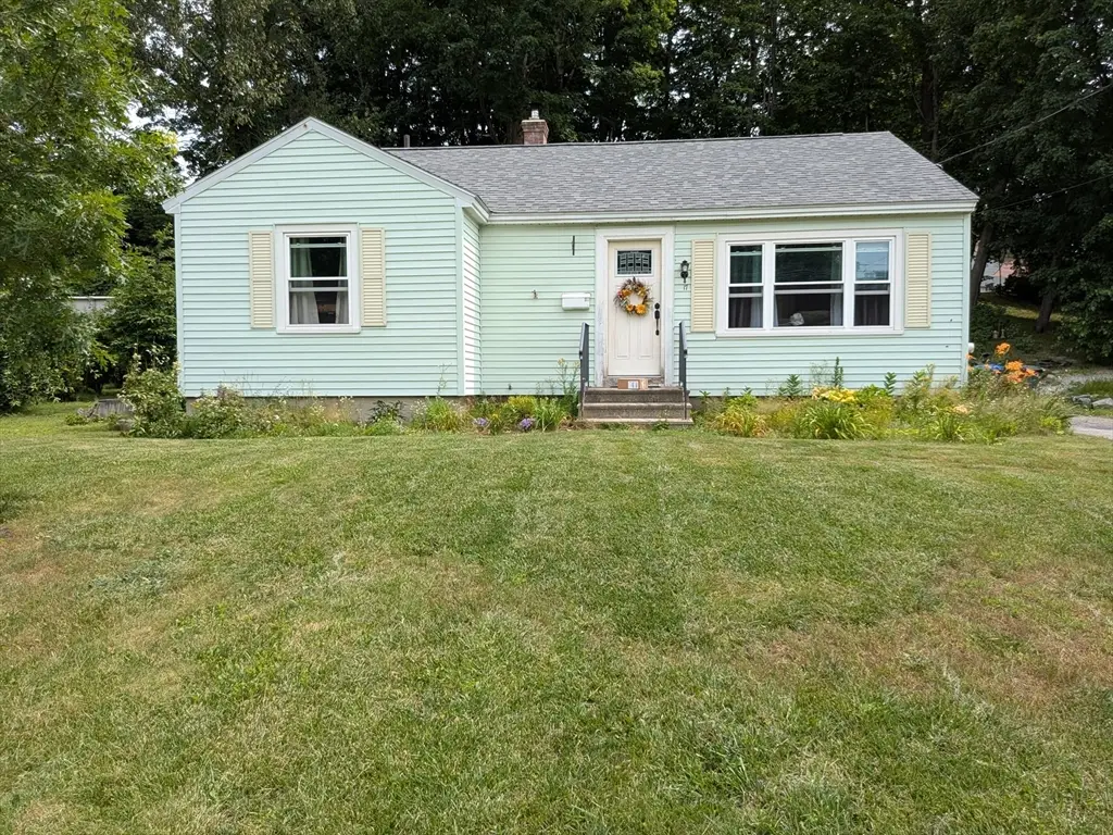 17 Daley St, Leominster, MA 01453 - #1