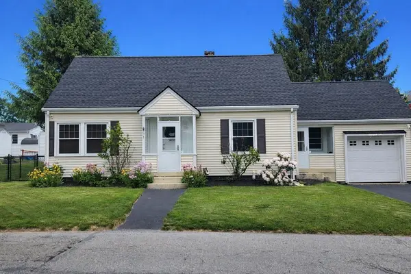 81 Hurd St, Fitchburg, MA 01420