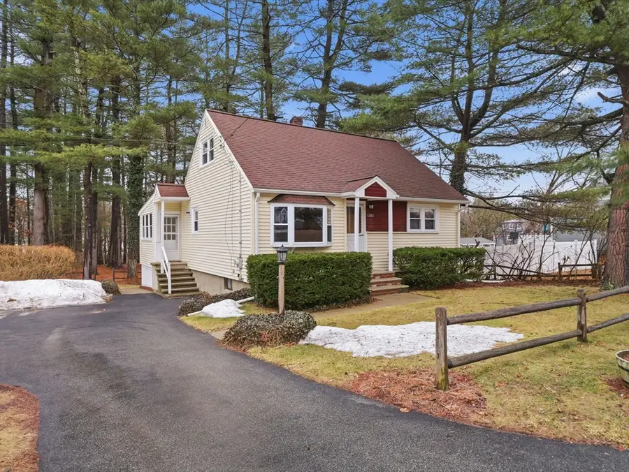 1283 Shawsheen St, Tewksbury, MA 01876 - #2