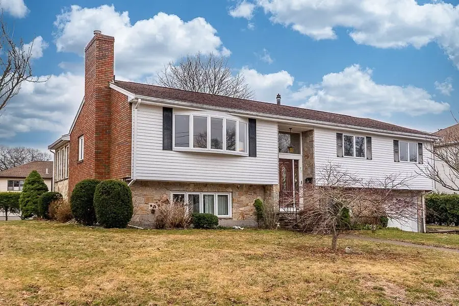 79 Wedgewood Dr, Norwood, MA 02062 - #2