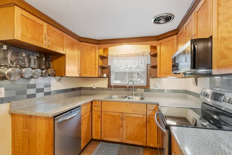 37 Manning Road, Chelmsford, MA 01824 - #3