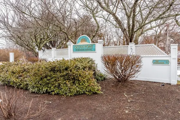 4 Highland Terrace #415, Plymouth, MA 02360