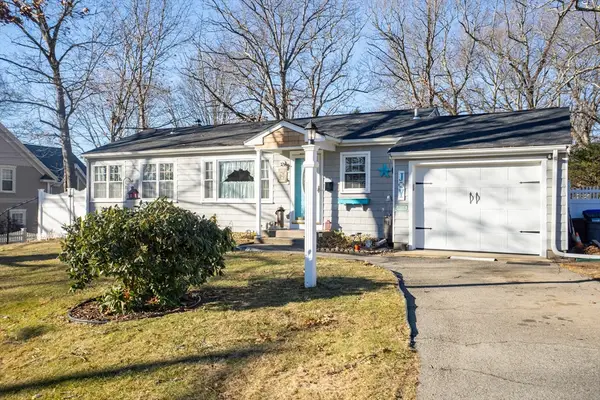 32 Broad Street, Plainville, MA 02762