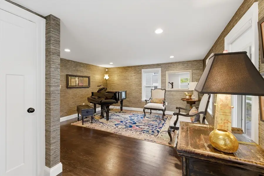 847 Massachusetts Ave, Lexington, MA 02420 - #2