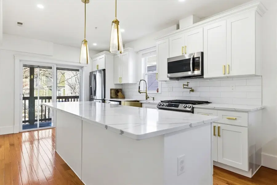 567 Park Street #2, Boston, MA 02124 - #2