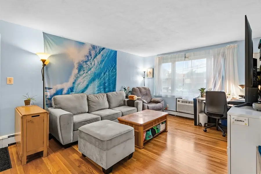 51 Warren #1-1, Waltham, MA 02453 - #2