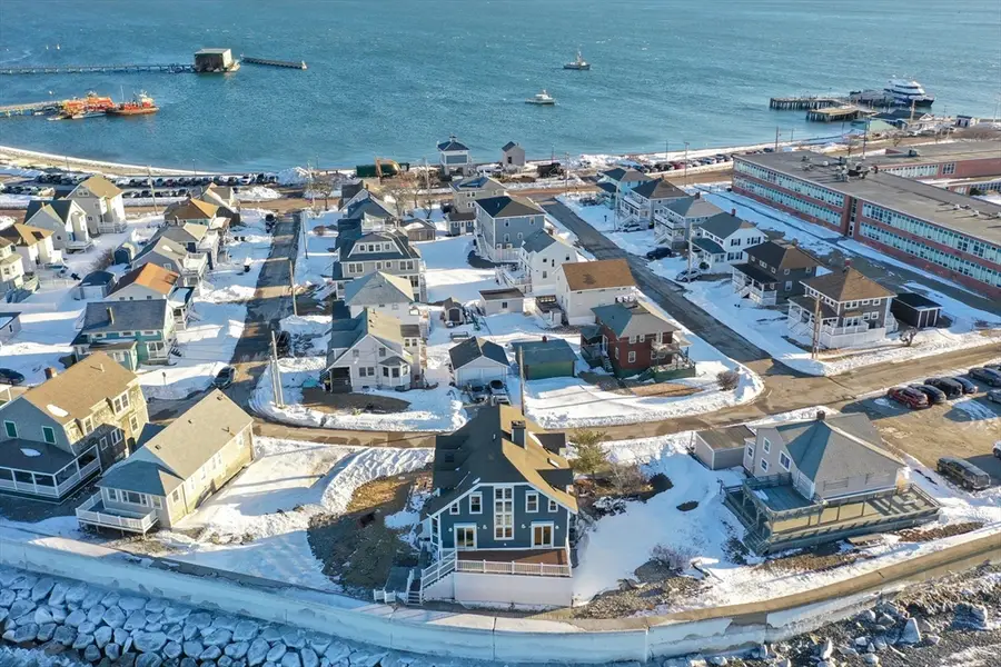 40 Channel St, Hull, MA 02045 - #3