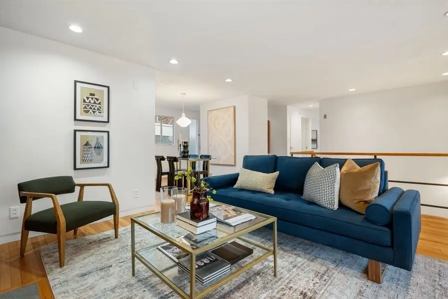 542 Concord Avenue, Lexington, MA 02421 - #3