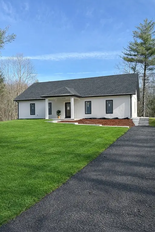 16 Smith Hanson Rd, North Brookfield, MA 01535