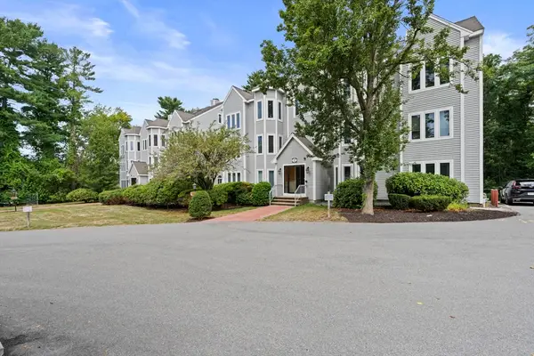 72 Kim Ter #C, Stoughton, MA 02072