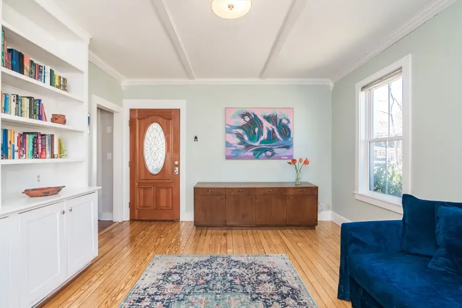 31 Lilly St, Northampton, MA 01062 - #2