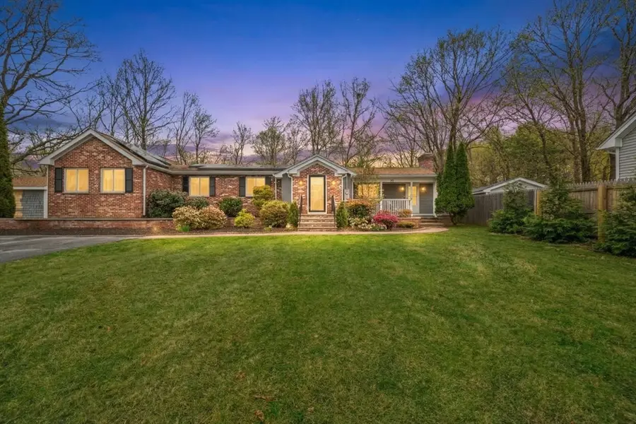 30 Glendale Ave, Uxbridge, MA 01569 - #2