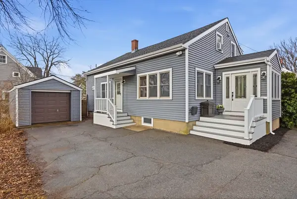 3 Rosedale Ave, Manchester, MA 01944