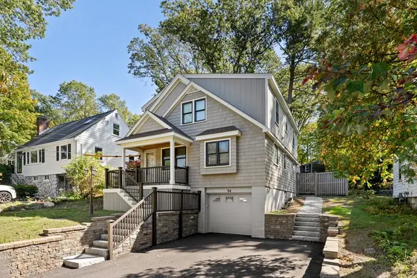 94 Middle St, Lexington, MA 02421