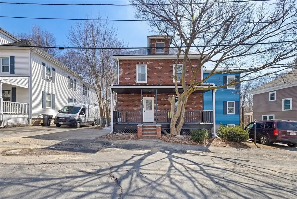38 11th Ave, Haverhill, MA 01830 - #1