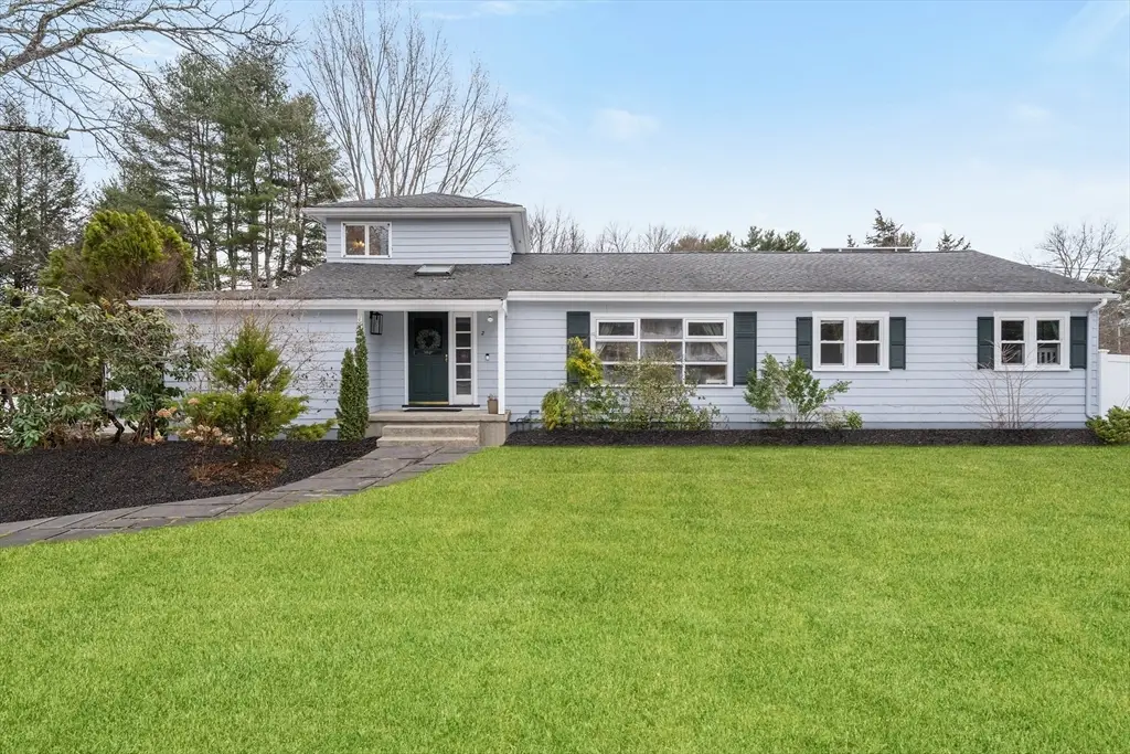 2 Stagecoach Rd, Medfield, MA 02052 - #1