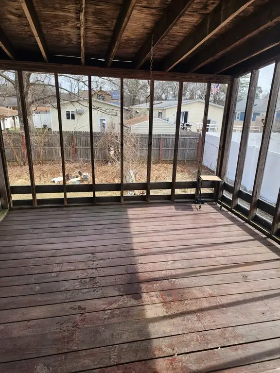 61 Monticello Ave, Springfield, MA 01109 - #3