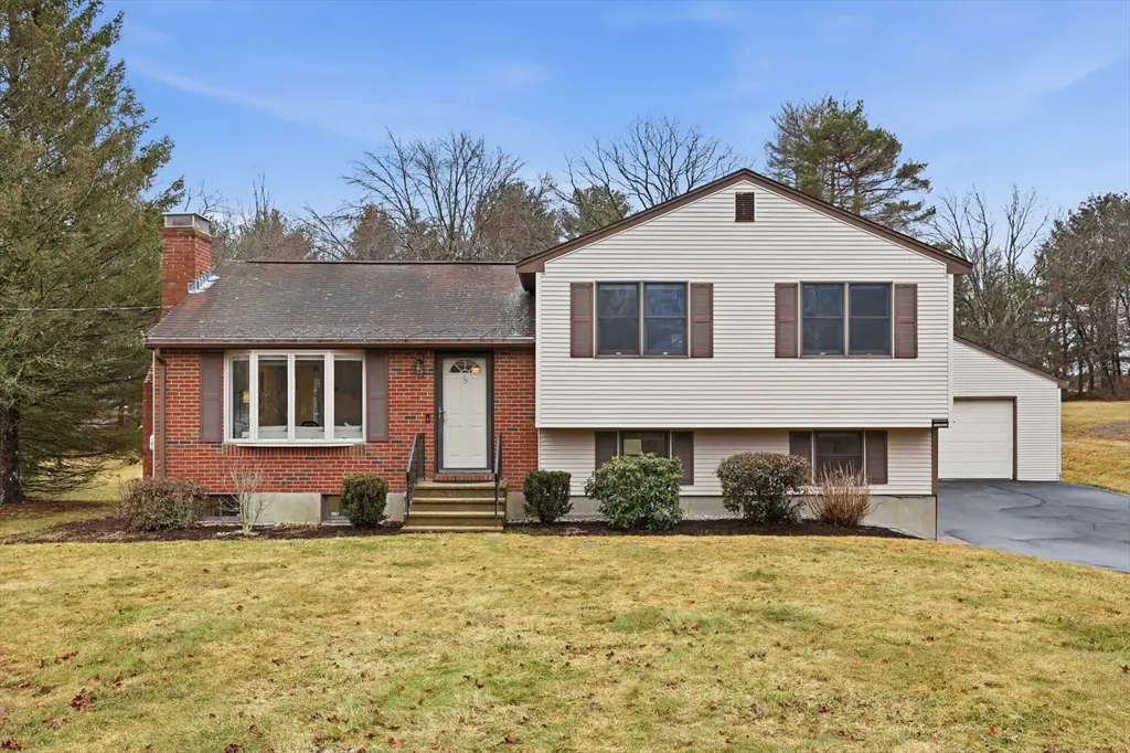 8 Wagon Wheel Dr, Bedford, MA 01730 - #1