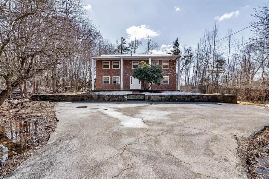 955 Hale St, Beverly, MA 01915 - #3