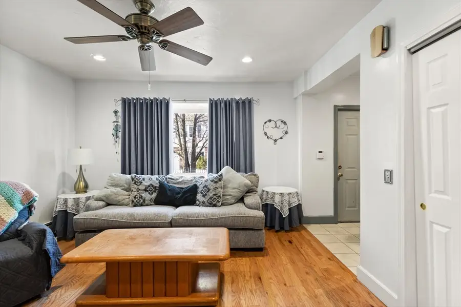 89 Blossom St #89, Chelsea, MA 02150 - #3